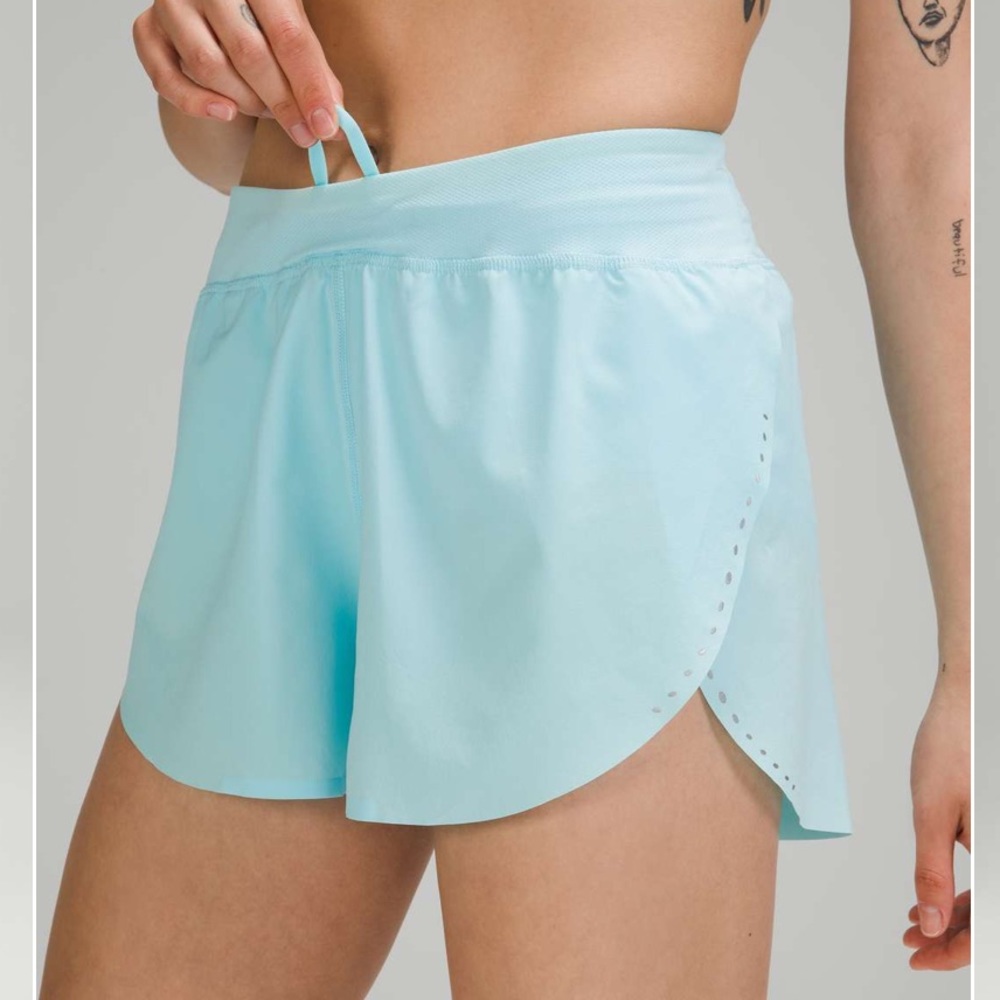 Lululemon Find Your Pace Shorts 3” - Light Blue